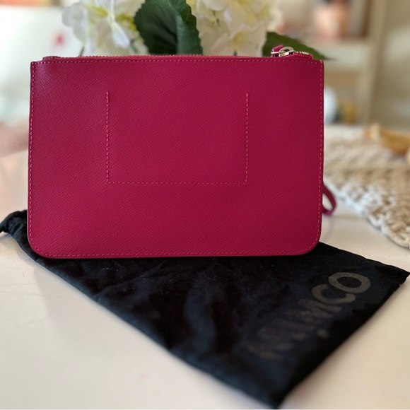 Mimco Supermicra Medium Pouch - Picture 5 of 6